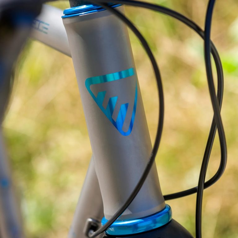 imgi_9_Edge-Detail--1_1500x